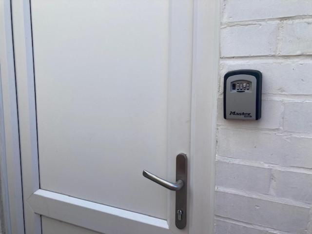 The Salt Box- Lovely Refurbished Annexe, Free Parking, Walk To Porth Beach. Saint Columb Minor Eksteriør bilde